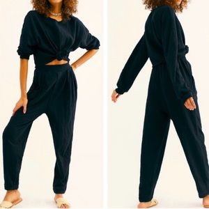 FP beach Culver City black pleated high rise Lounge sweatpants Pants